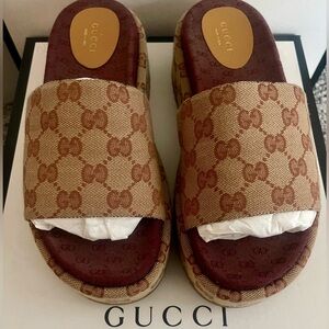 Authentic Gucci Sandals